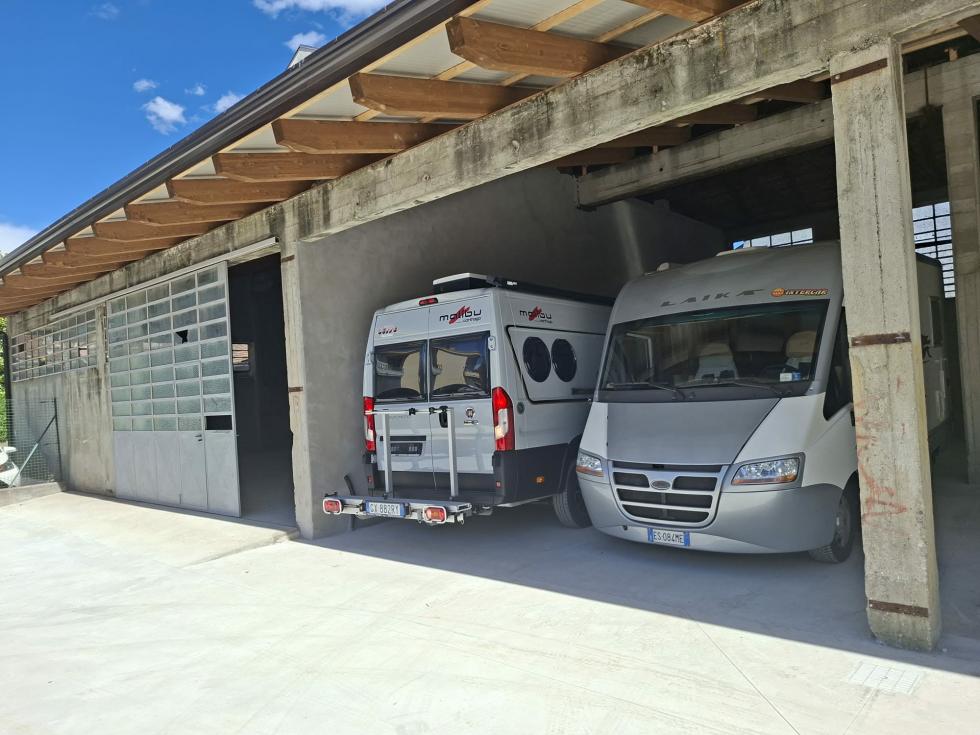 Tettoia-deposito - Mq 75,00