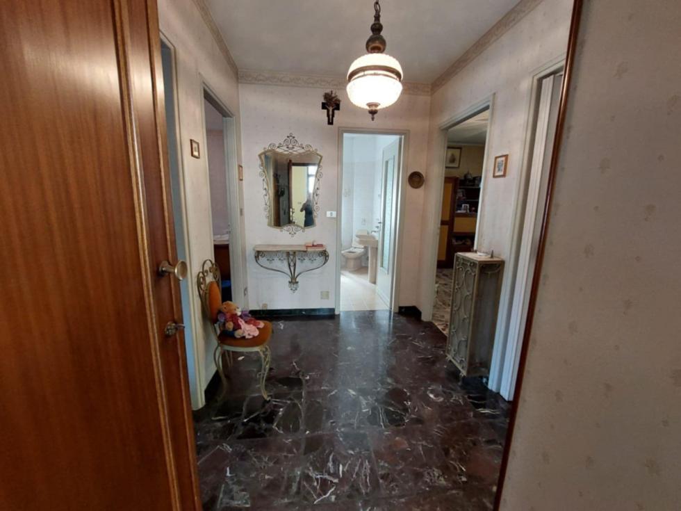 Quadrilocale con tavernetta/autorimessa, verde privato e cortile